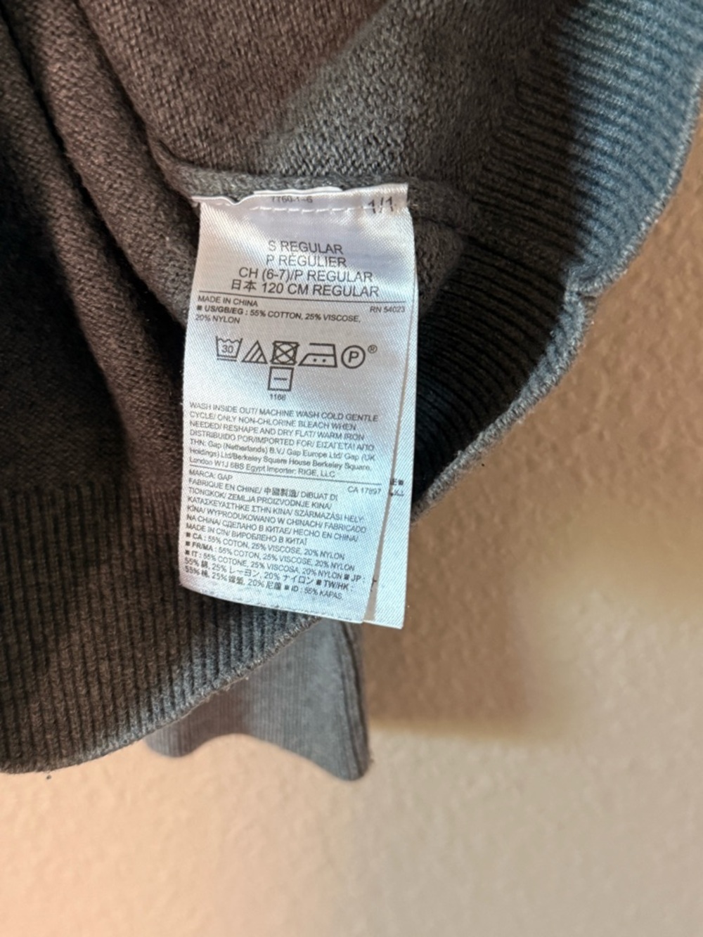 GAP Kids V-Neck Sweater in Gray - Picture 4 of 4
